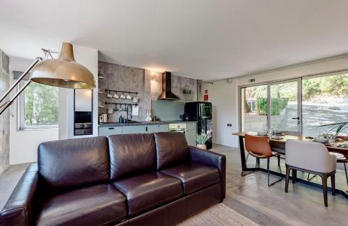 Santarem House | Experience OakTree Villa: Oceanfront Retreat with Pool