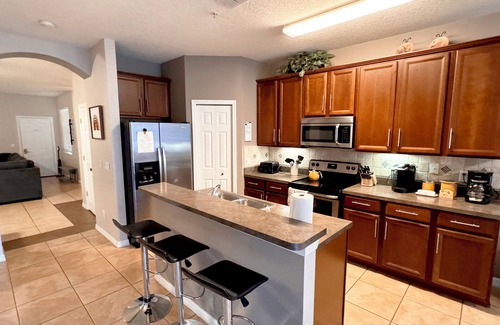West Kissimmee House | Discover Oakwater Resort: 3BR Townhouse Near Disney!