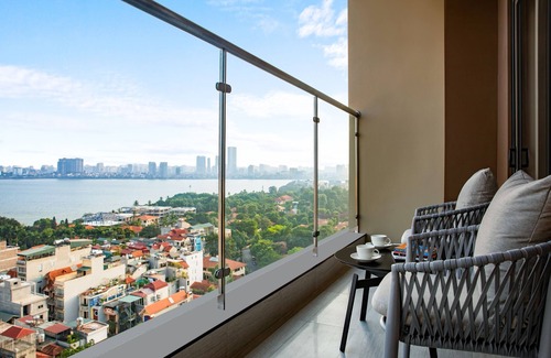 Quang An Apartment | Discover Oakwood Residence Hanoi: 4-Star Comfort Awaits