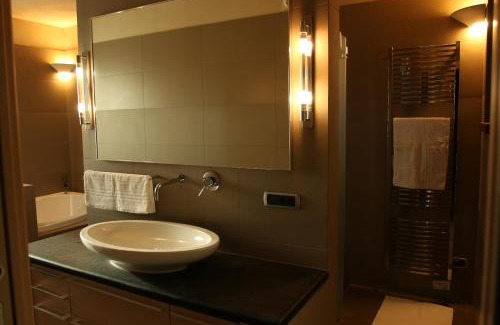 Brembate Bed & Breakfast | Oasi Brembate Bed and Breakfast