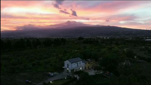 Fiumefreddo di Sicilia House | Oasi Del Fiumefreddo: Ocean View with Hot Tub & Family Friendly