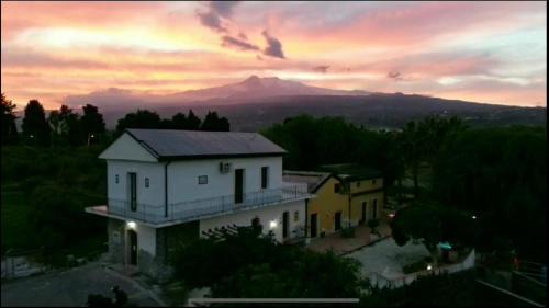 Fiumefreddo di Sicilia House | Oasi Del Fiumefreddo: Ocean View with Hot Tub & Family Friendly
