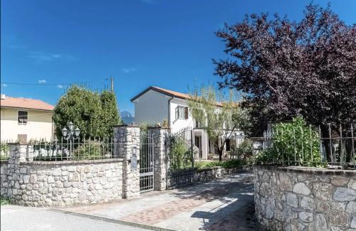 Sarzana House | Pet-Friendly Oasi di Pace Sarzana with Ocean Views