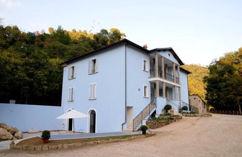 Terni House | Discover Oasi la Cascata: Pet-Friendly Retreat Awaits