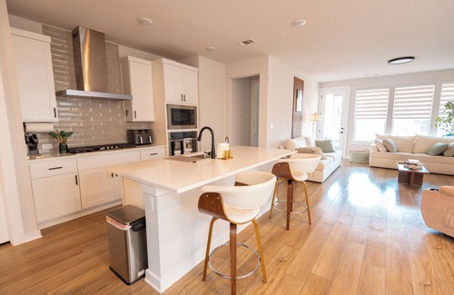 Buda House | Oasis: 3BR, 2.5BA, pets allowed.
