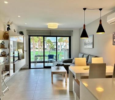 Guardamar del Segura Apartment | Relax at Oasis Beach: 4-Star Retreat with Pool & Spa