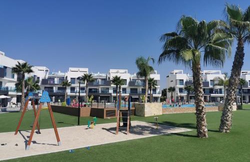 Guardamar del Segura Apartment | Relax at Oasis Beach Juan - 9/10 Rated with Ocean Views