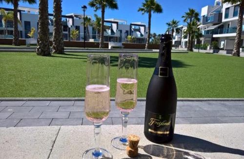 Guardamar del Segura Apartment | Beachfront Oasis X 106: Family-Friendly with Spa & Pool