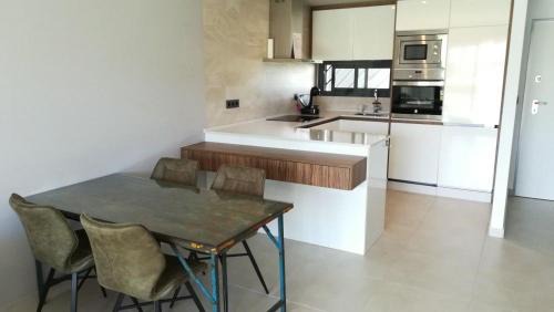 Guardamar del Segura Apartment | Beachfront Oasis X 106: Family-Friendly with Spa & Pool