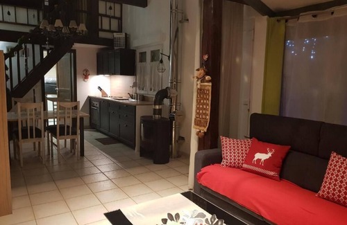 Valff House | Relaxing Oasis d'Alsace: Pool and Ocean View Awaits