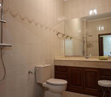 Santiago de Compostela House | Discover Oasis en Ponte San Lázaro: A Guest-Favorite Stay