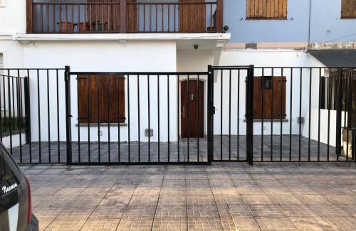Necochea House | Discover Kukyvel4-4382: Equipped Kitchen for Your Stay