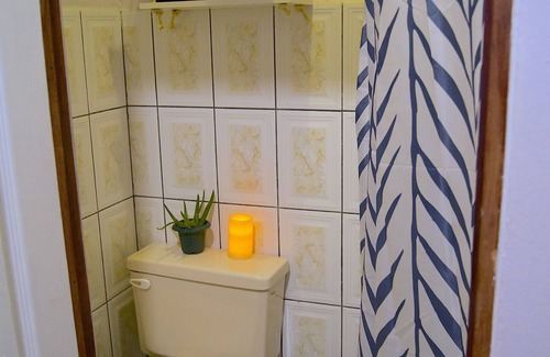 San Francisco Apartment | Cozy Oasis in the City with Spa and Breakfast Options
