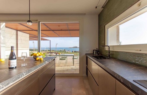 Syracuse Villa | Beachfront Oasis for Families and Pets by the Sea
