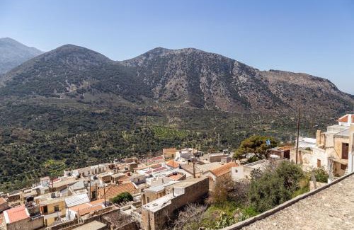 Vrachasi House | Pet-Friendly Oasis Mountain House with Top Guest Ratings