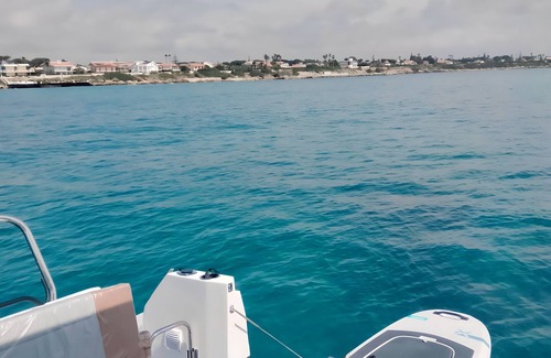 Arenella House | Tranquil Retreat Minutes from the Beach - Guest Rated 9.8