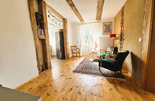 Faulenrost House | Tranquil Getaway by the Lake - Guest Rated 10/10
