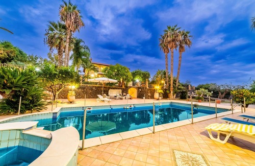 Fiumefreddo di Sicilia Villa | Serene Retreat with Breathtaking Views and Poolside Bliss