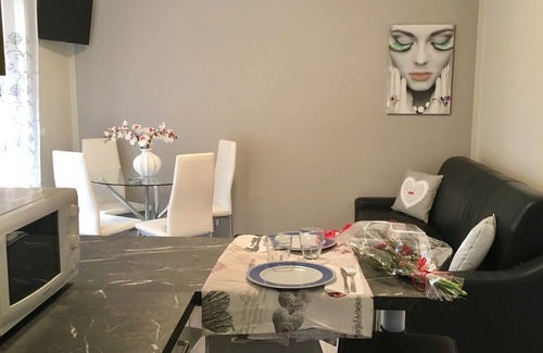 San Benedetto di Lugana Apartment | Inviting Two-Room Apartment with Pool Near Beach in Sirmione