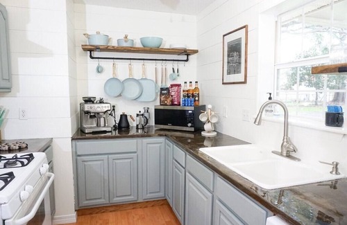 Long Beach House | Beachside Oasis: Pet-Friendly Retreat Steps from Downtown