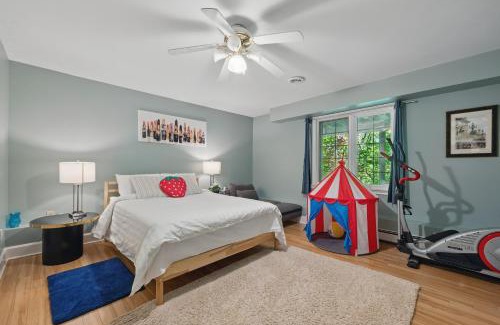 Dartmouth House | OatHillLakeSide suit