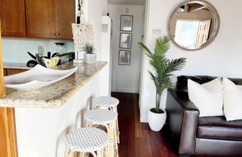 Ocean Beach House | OB Cottage Retreat Best Location, Patio & Beach!
