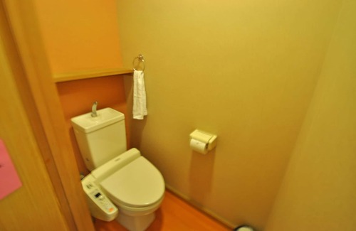 Kawachinagano House | Cozy Obana Ryokan Fukitei with Breakfast & Family Amenities
