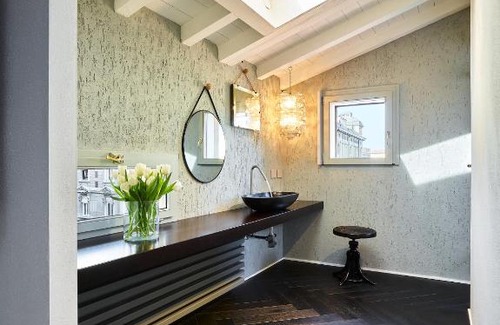 Historic Center Apartment | Discover OBERDAN SUITE: A Premier Stay in Bologna