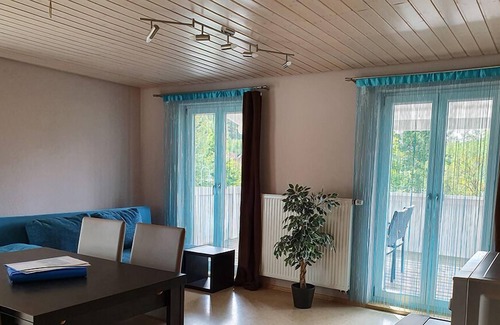 Gemarkung Tieringen Apartment | Obere Ferienwohnung, 35qm, Balkon, 1 Schlafzimmer, max. 4 PersonenObere Ferienwohnung