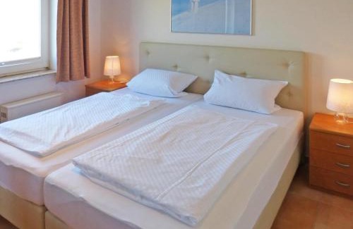 Wittduen Apartment | Charming Family Retreat at Obere Wandelbahn 15 Whg. 6