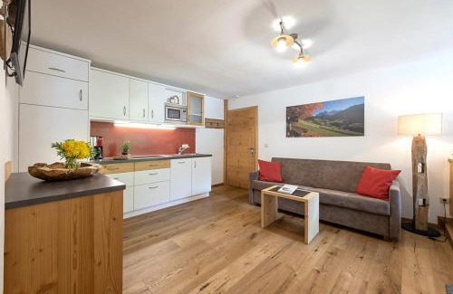 Funes Apartment | Highly Rated Oberglarzhof App Zirbel - Family-Friendly Stay
