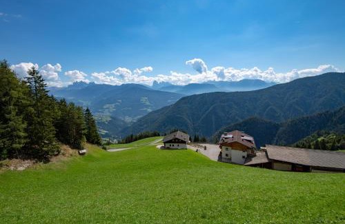 Chiusa Apartment | Obergruberhof: Oceanfront Bliss with Breakfast Included