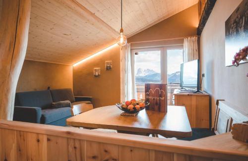 Chiusa Apartment | Obergruberhof: Oceanfront Bliss with Breakfast Included