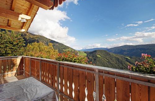 Vallarga Apartment | Explore Oberhof Apt Lärchenwald - Family-Friendly Retreat