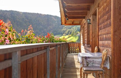 Vallarga Apartment | Explore Oberhof Apt Lärchenwald - Family-Friendly Retreat