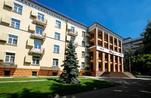 Solomjanskyj Hotel | Oberig Hotel: Guest Rated 8.6 with Family-Friendly Amenities