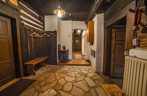 Reichenau House | Obervostlhaus: Cozy Alpine Retreat with Oceanfront Views