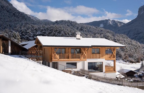 Castelrotto Apartment | Family-Friendly Oberzerod Apartments with Top-Rated Service