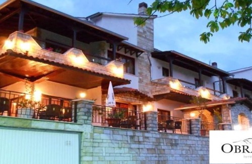 Kotroni Apartment | Obrava Suite: Mountain View with Cozy Fireplace & Breakfast