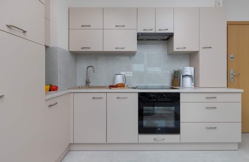 Jastrzebia Gora Apartment | Pet-Friendly Retreat with Balcony in Jastrzebia Gora