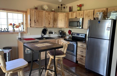 Lamar House | Experience O’Bryans’ Copper Cabin with Ocean Views