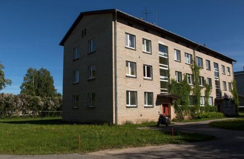 Toravere Apartment | Budget-Friendly Observatory Apartment with Family Amenities