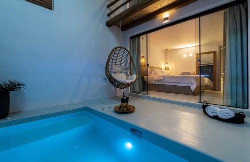 Agios Stefanos House | Discover Obsession Mykonos: Poolside Retreat Awaits You