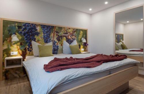 Immenstaad am Bodensee Apartment | Family-Friendly Oceanfront Retreat at Gomeringer Farm