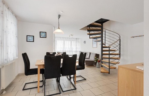 Bodman-Ludwigshafen Apartment | Family-Friendly Stay at Obstbau Koch with Great Ratings