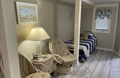 Colington Cottage | OBX House!