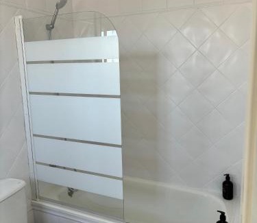 Lebrija Apartment | Pet-Friendly Ocón 2: Guest Rated 9.9 with Family Amenities