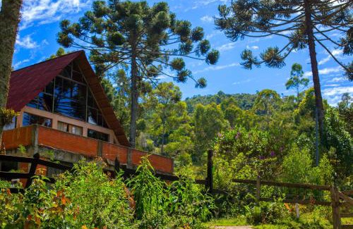 Delfim Moreira House | Oca Roça: Pet-Friendly Stay with High Guest Ratings