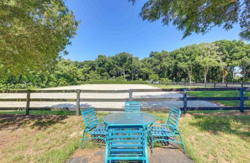 Fellowship House | Pet-Friendly Ocala Tiny Home on Scenic 10-Acre Farm