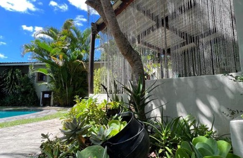 Sodwana Bay Cabin | Budget-Friendly Occi Lodge: Rated 9/10 with Pool & Breakfast